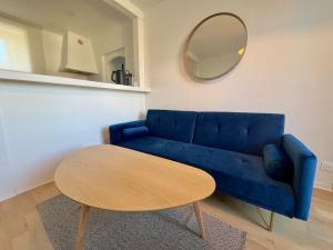 Duplex - 5 min Insead - Close to Forest and Castle