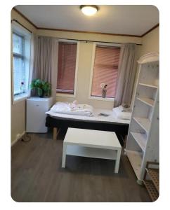 Koselig soveplass i sentrum av Narvik Gratis Wifi og Parkering Rom 2