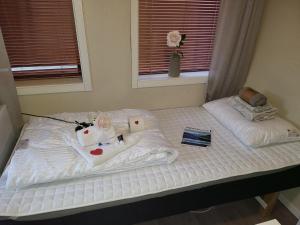 Koselig soveplass i sentrum av Narvik Gratis Wifi og Parkering Rom 2