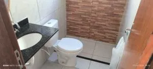 casa proximo a praia ginipabu a 5 minutos mobiliada e bem arejada para finais de semanas - Contenda