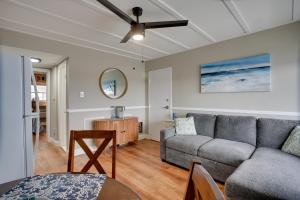 Beachfront Condo in Wildwood Crest with Pool Access!