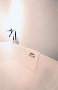 Anahita Boutique Hotel
