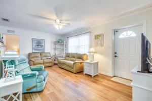 1 Mi to Anna Maria Island Pet-Friendly Retreat