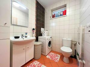 Central AREA Cozy Apartment