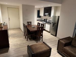 Increíble alojamiento en Santa Fe, CDMX con alberca, gym y estacionamiento