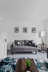 St Albans - 2 bedroom flat-free parking