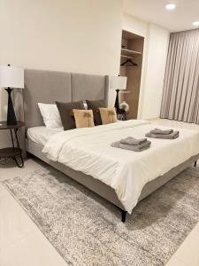 The Palm Apartment - Al Mouj , Muscat!