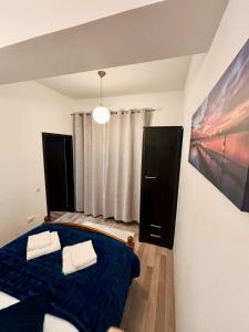 HolidayHaven 2 rooms near Palas Mall