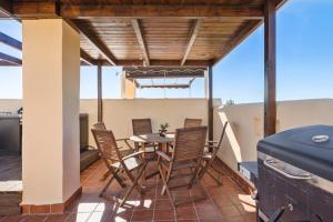 Casa Feliz Penthouse by Mabiente Properties