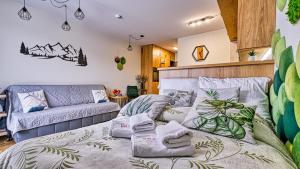 Apartament Przystań Wędrowca Resort C6 z pięknym widokiem i ogródkiem - 5D Apartments