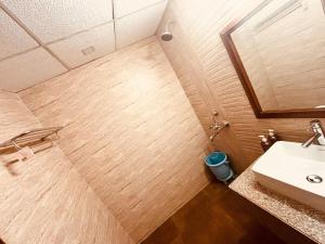 Mountain Mist Doon- By Oasis