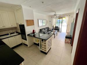 GREEN PARADISE - Los Gigantes, Tenerife