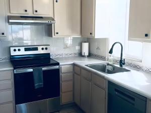 Ocean View, Pool, Private Beach