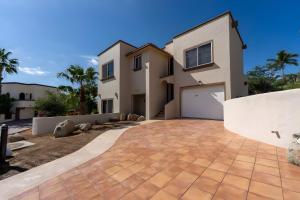 Ocean View, Pool, Private Beach