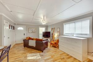 Pet-Friendly Studio with Yard and Fire Pit in Vilonia!