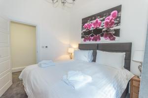 3 Bed - The Regency Suite by Pureserviced