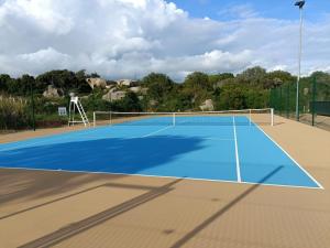 Appartements Appt neuf 2-4 pers avec loggia - Piscine chauffee - Bord de mer - Corse du Sud- Bonifacio : photos des chambres