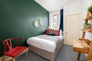 Amazing Flat-2Bedrooms-Parking-By FabAccommodation