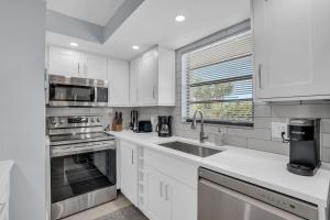 Deluxe Condo - Amazing Views