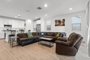 Coyote Sunset Retreat in the Desert - BBQ & Tennis - Globe