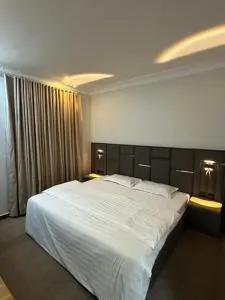 شقة الضيافة المميزة غرفة وصالة Dhiafa Studio room - Qudayḩ