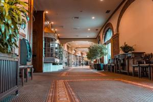 Red Deer Resort & Casino