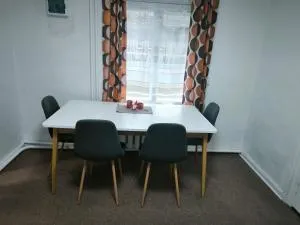 Trumpalaikė kambarių nuoma - Sudeikiai