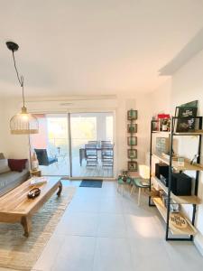 Appartements Appartement Sierra - Tram A - Free Parking - Free WIFI : photos des chambres