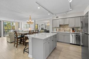 Beach and Golf Oceanfront 3 Bdrm Newly Renovated