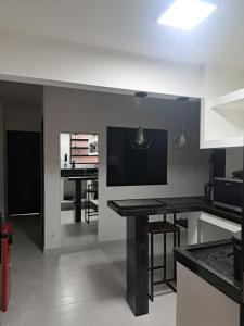 Lev Apartments - Apartamento inteiro - 2 quartos - 300 m da praia de Copacabana - Posto 4