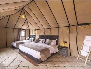 traveling luxury camp