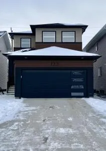 Evelyn's Manor - Steinbach