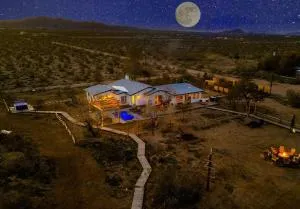 Number 1 Joshua Tree Escape-Heated Pool - Landers