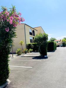 Agréable appartement avec loggia, WIFI & parking proche plage