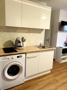 Agréable appartement avec loggia, WIFI & parking proche plage