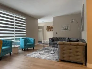 Comfy Corner Stays - Leduc