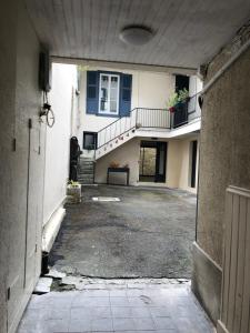 Appartements T3 Duplex Design - Pau Centre Quartier Halles : photos des chambres