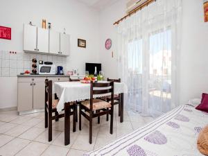 Apartment in Croatia near Scenic Coastline