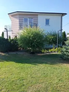 Dom za Tujami - Dakowy Mokre