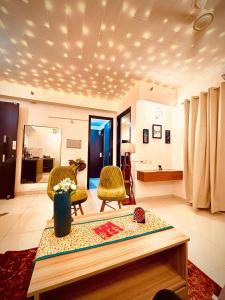 Olive-Luxury Studio Apartment