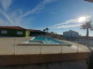 Charmante maison avec climatisation, parking et terrasse à Marseillan-Plage - FR-1-326-841