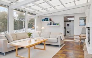 Gorgeous Home In Gudhjem With Wifi