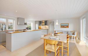 Gorgeous Home In Gudhjem With Wifi