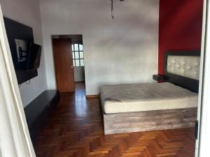 Spacious 3BDR house in Chivilcoy with swimming pool and view