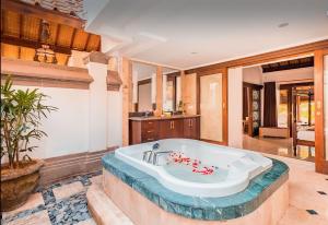 Biệt Thự 2 Phòng Ngủ (Two-Bedroom Villa)