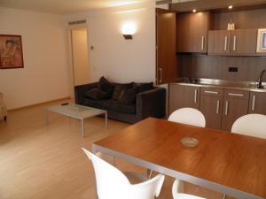 Apartaments Sant Jordi Fontanella