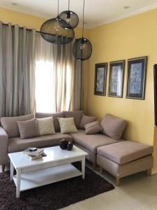 Modern Country Inspired home with High-speed Wifi