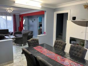 Appartements 3 chambres cozy proche de Paris : photos des chambres