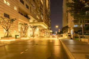 Scenic Valley D7 Phu My Hung 2 Bedrooms High Class Apartment