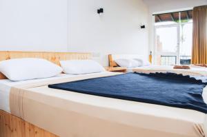 Ella Nine Arch lodge